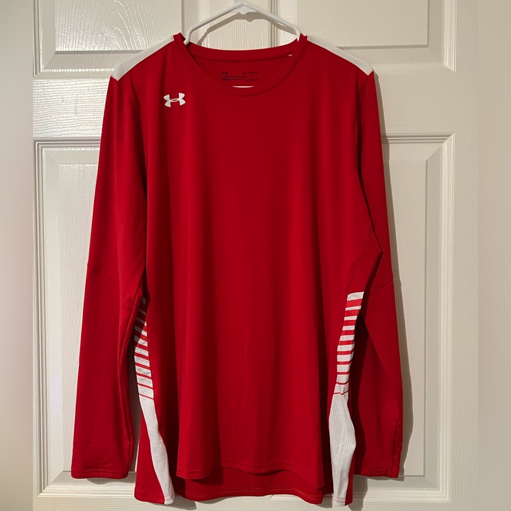 Women’s XL dri-fit Under Armour shirt